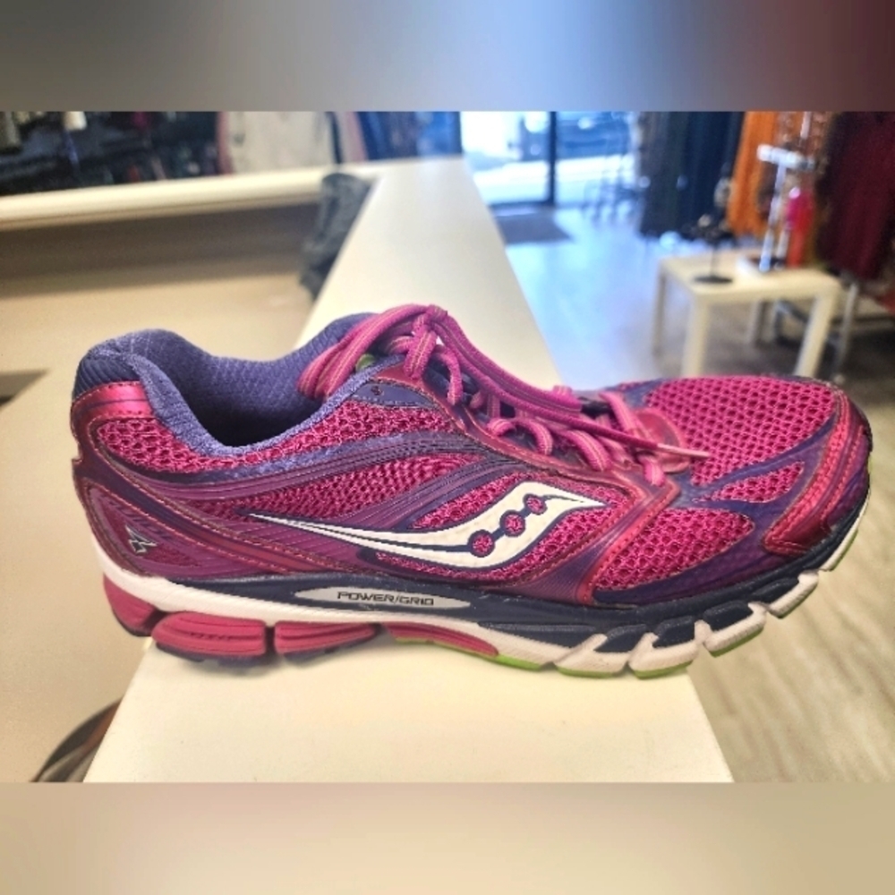 Saucony Guide 8 Purple Women Size 9.5 Running Shoes